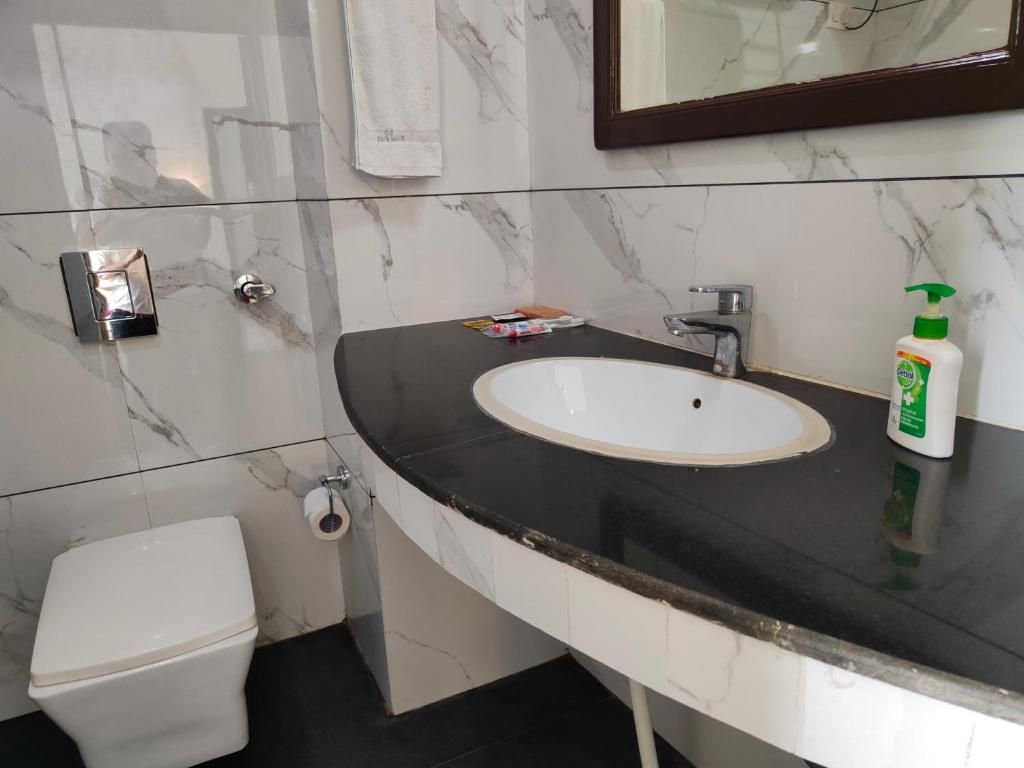 undefined Hotel Guru Surbhi 7