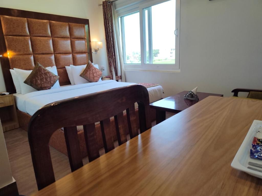 Hotel Guru Surbhi Premium Room 15