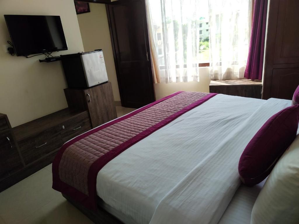 Hotel Guru Surbhi Family Room 22