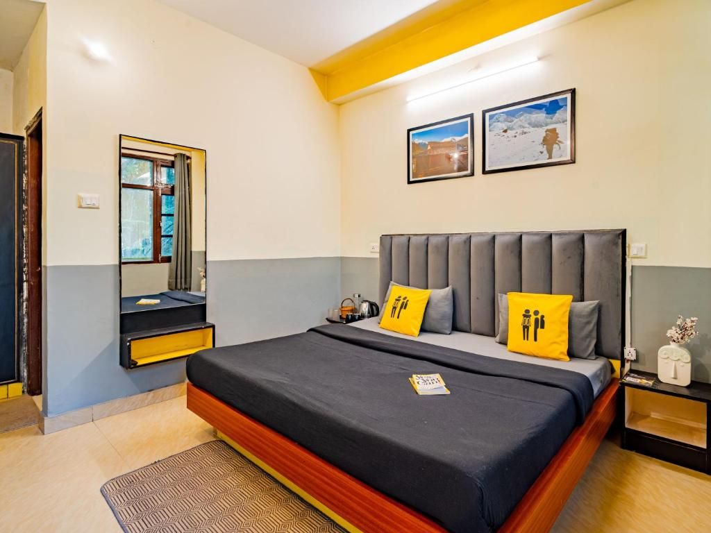 The Hosteller Kasol Deluxe Double Room x A Block 2