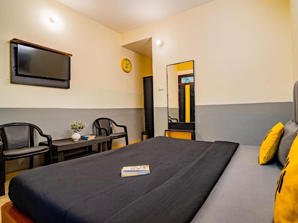 The Hosteller Kasol Deluxe Double Room x A Block