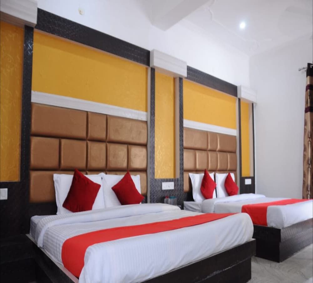 Deluxe Quadruple Room