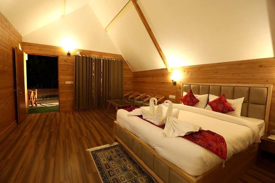 Tent Room