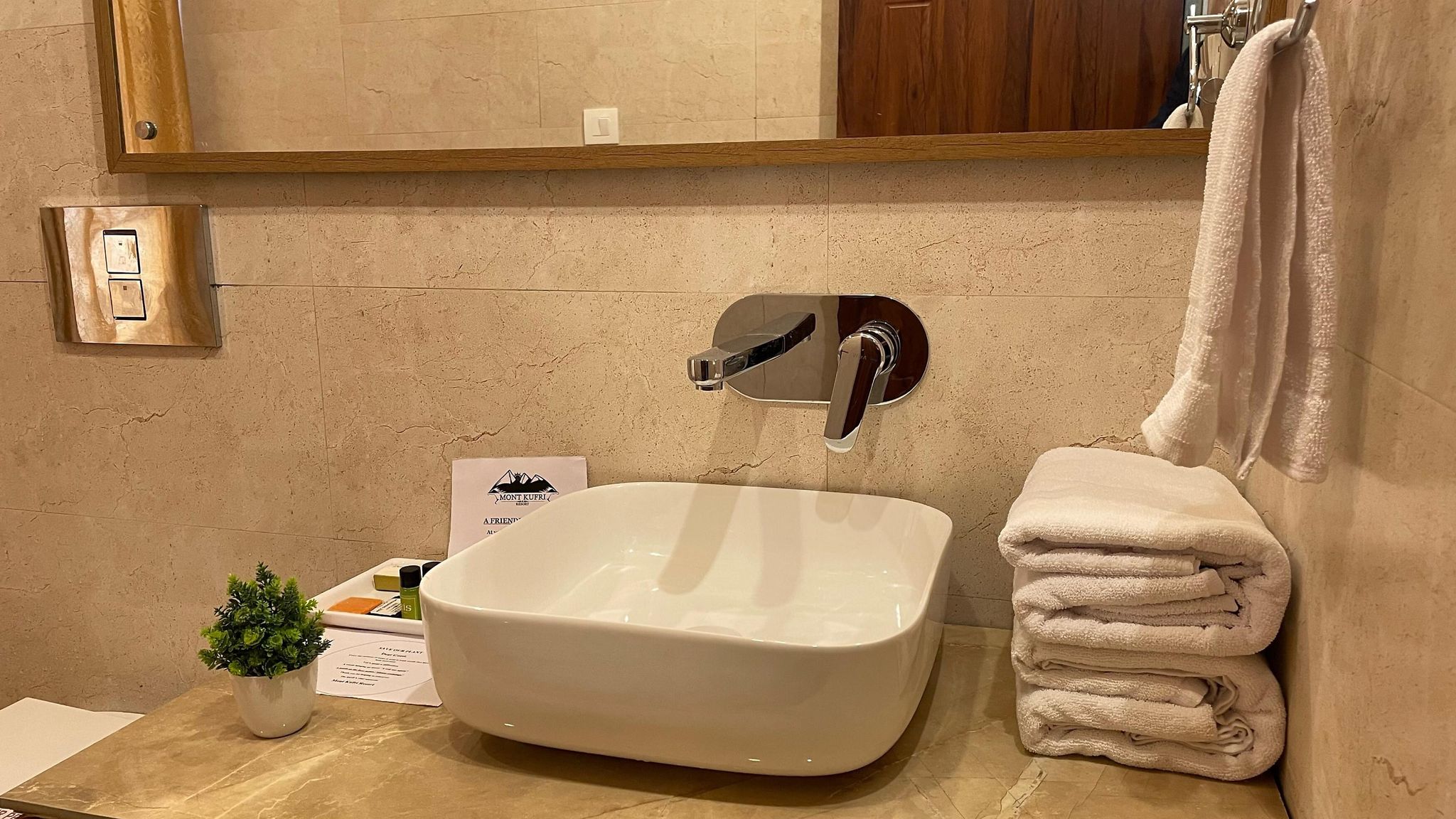 image_3989941_1c6efdee-8c0e-4fb2-821a-2ecf877cb4ad