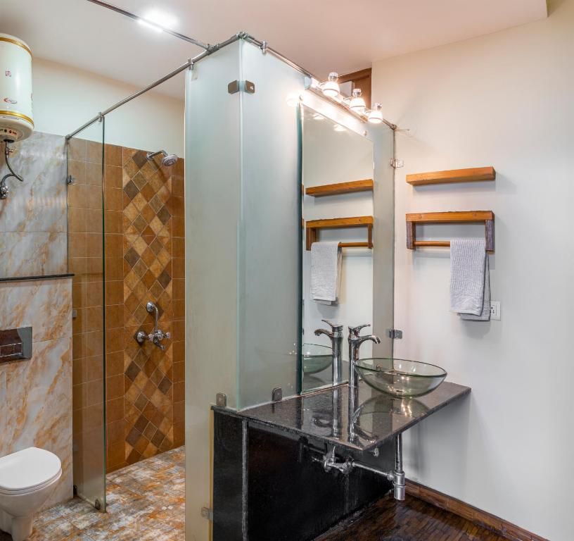 Valley Homz Yuvraj Suite 19