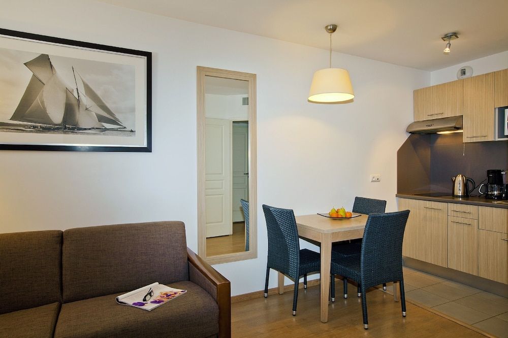 Residhome Arcachon Plazza Suite avec 2 chambres (6 personnes) 5