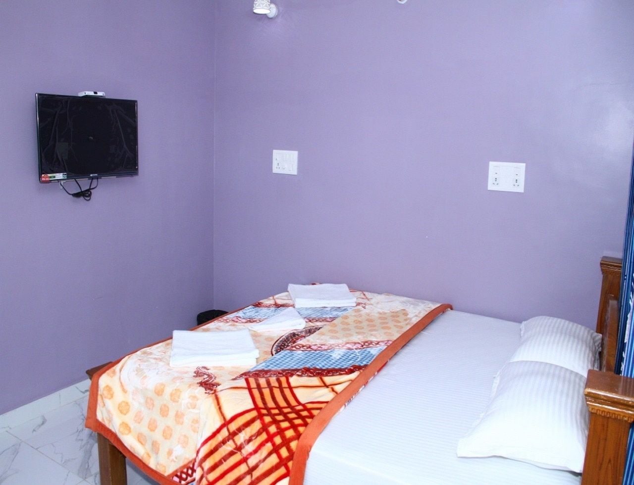 Coonoor Mountain Cottages By Lexstays Deluxe Double Room 3