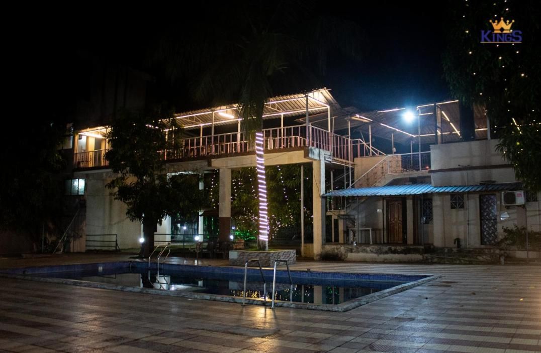 Kings Resort, Thane