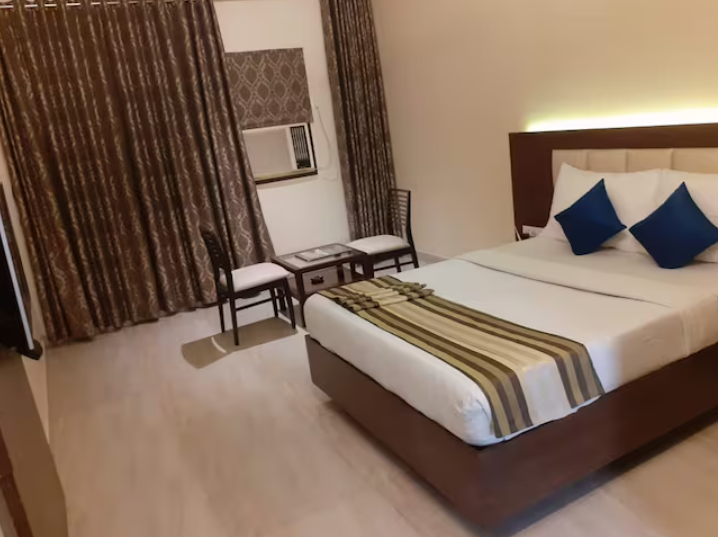 Kings Resort, Thane Standard Room 5