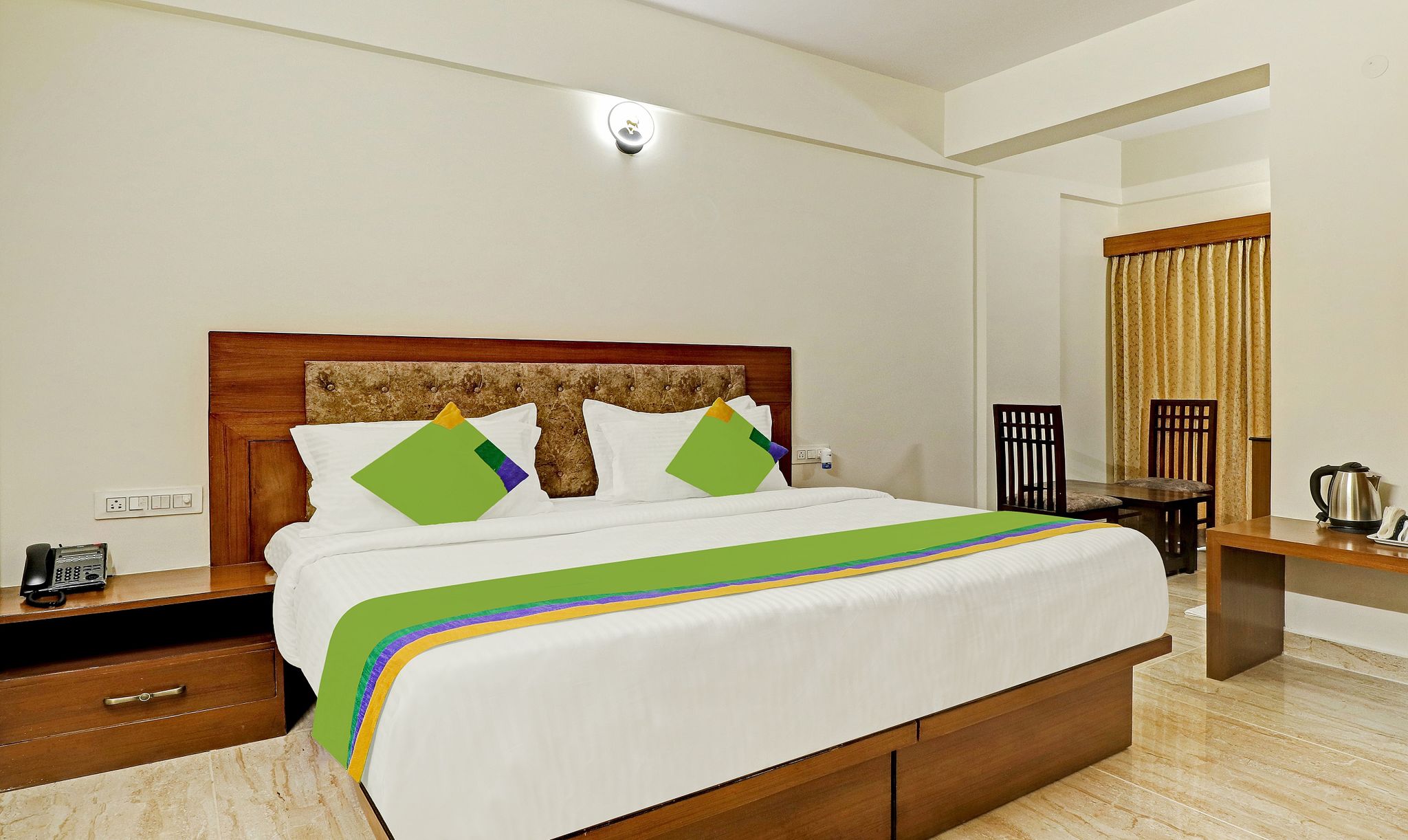 Treebo Celebrity Hotels And Suites Standard Double Room 3