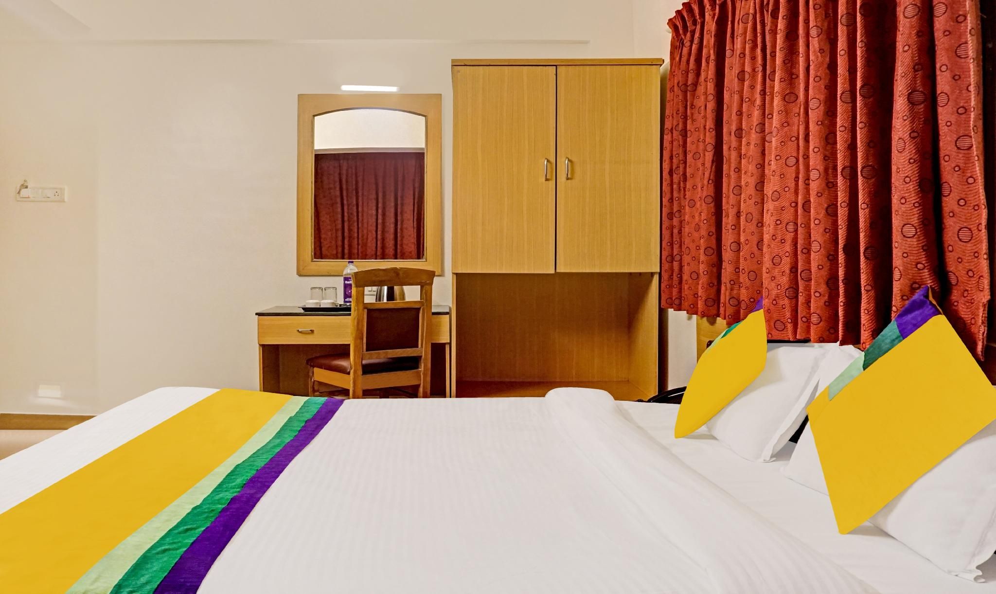 undefined Itsy Hotels Crown Inn 10