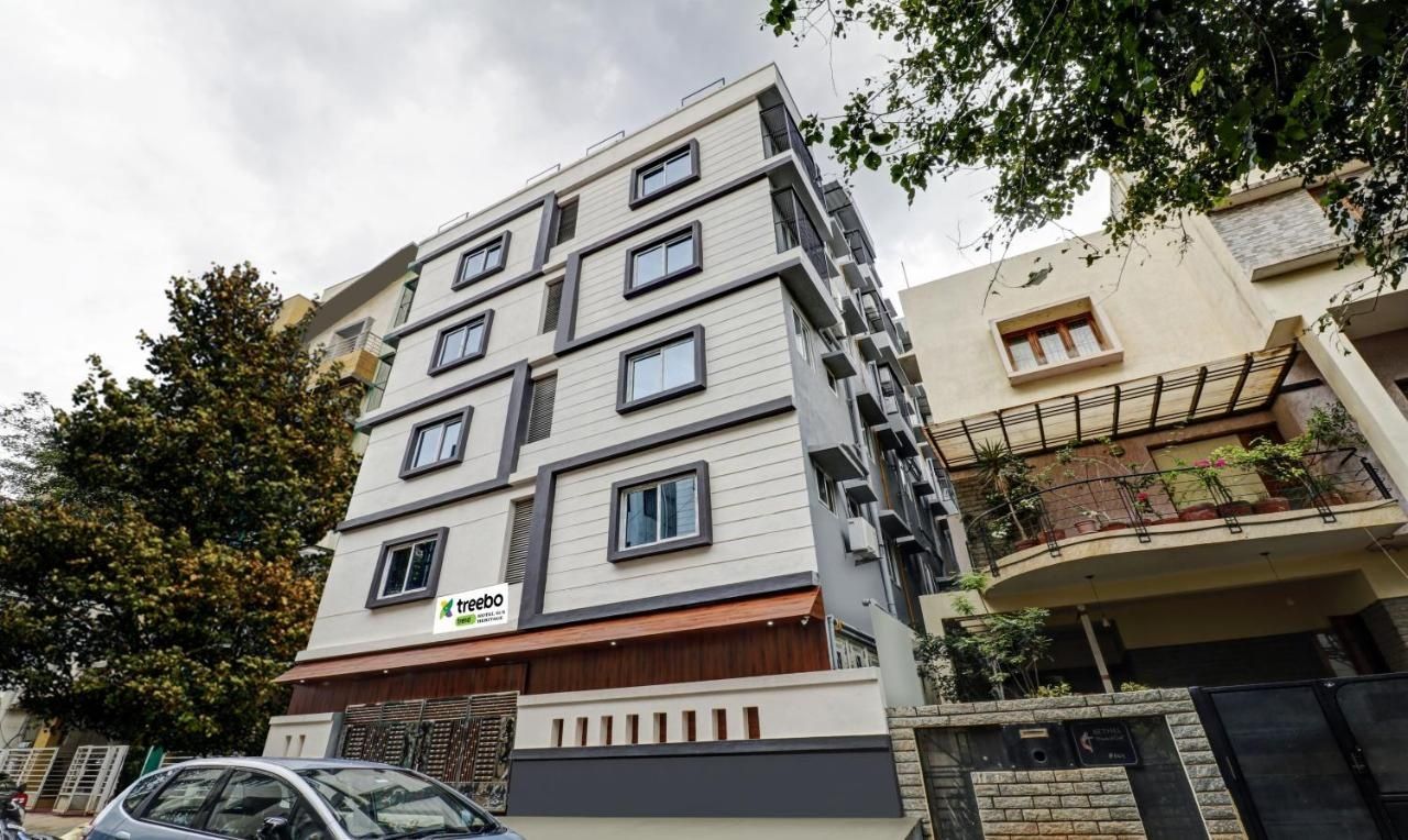 undefined Treebo SLN Heritage 8