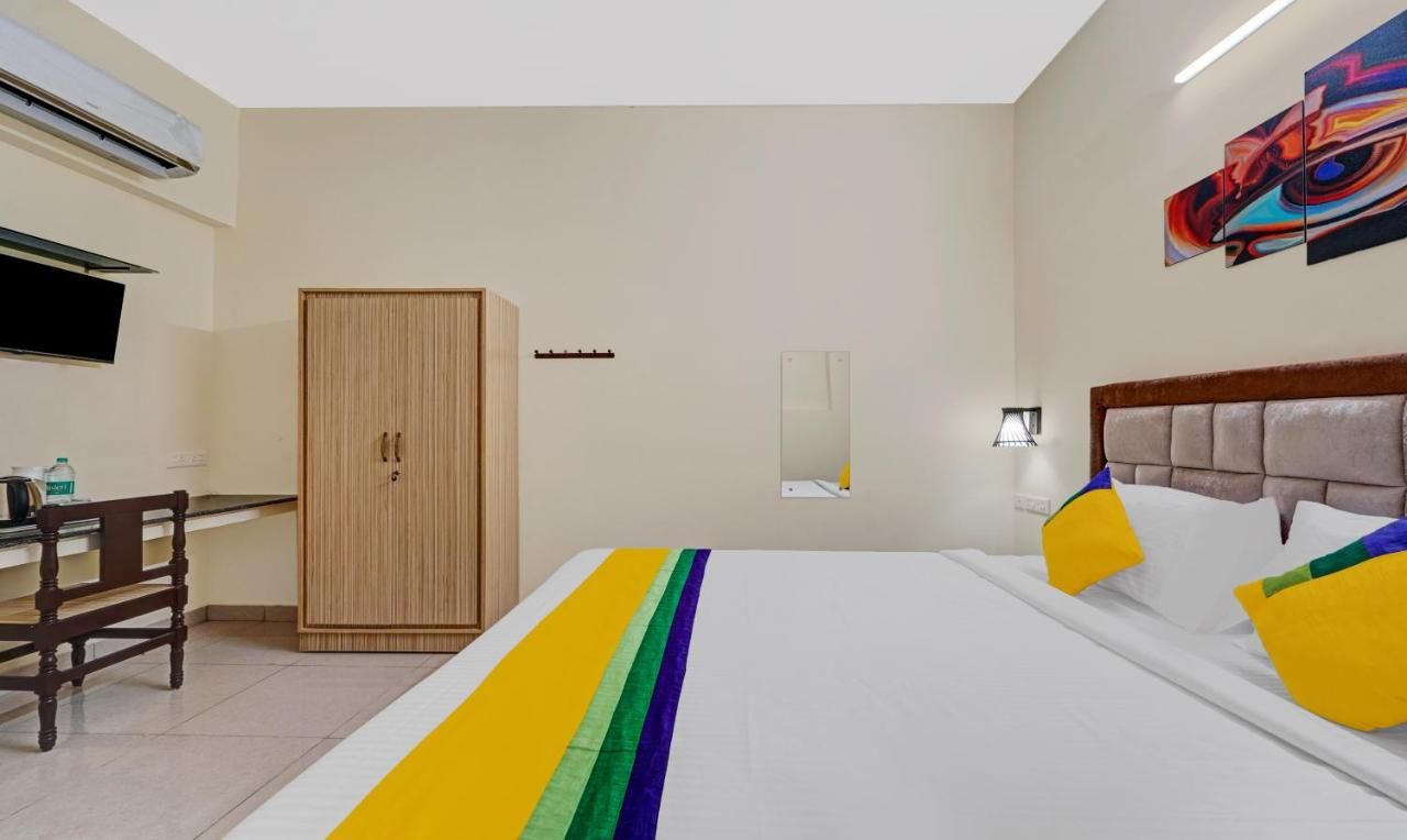 Itsy Hotels Green Villaa, 2 Km From Pondicherry Railway Station Standard Double Room 4