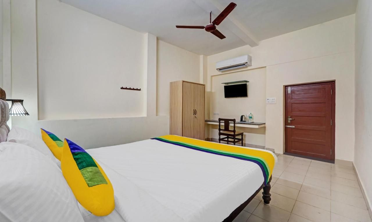 Itsy Hotels Green Villaa, 2 Km From Pondicherry Railway Station Standard Double Room 15