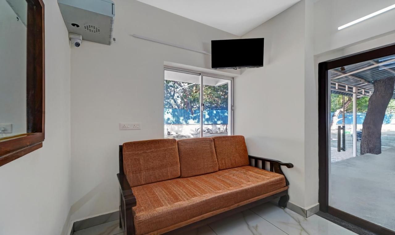 Itsy Hotels Green Villaa, 2 Km From Pondicherry Railway Station Standard Double Room 25