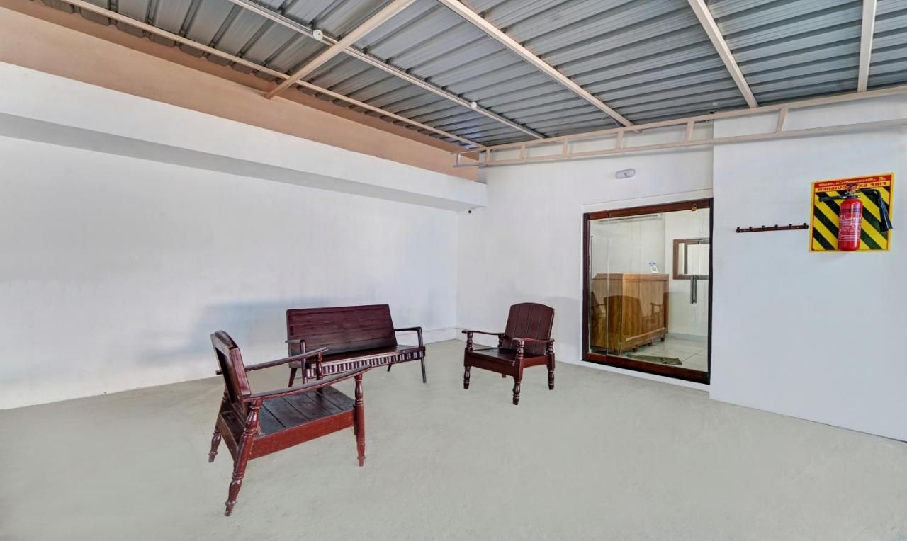 Itsy Hotels Green Villaa, 2 Km From Pondicherry Railway Station Standard Double Room 3