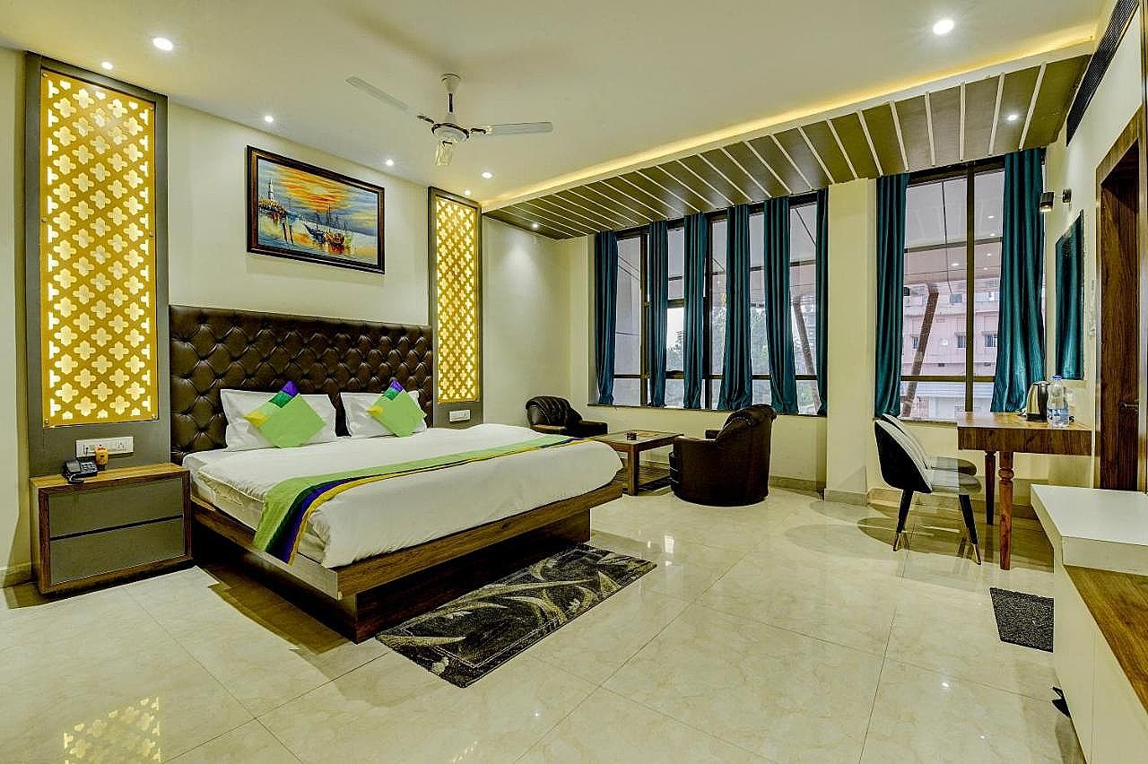 Treebo Winsome Resort with Swimming Pool Standard Double Room 10