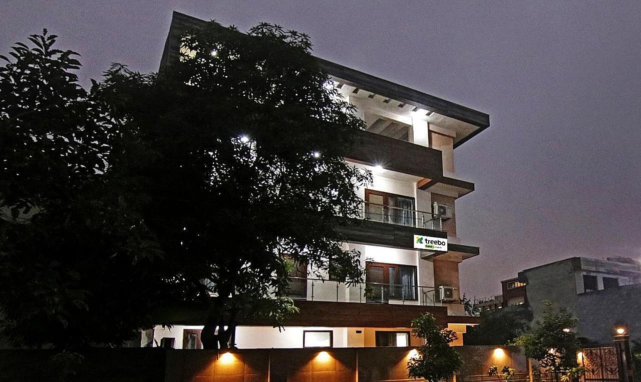 Hotel Exterior