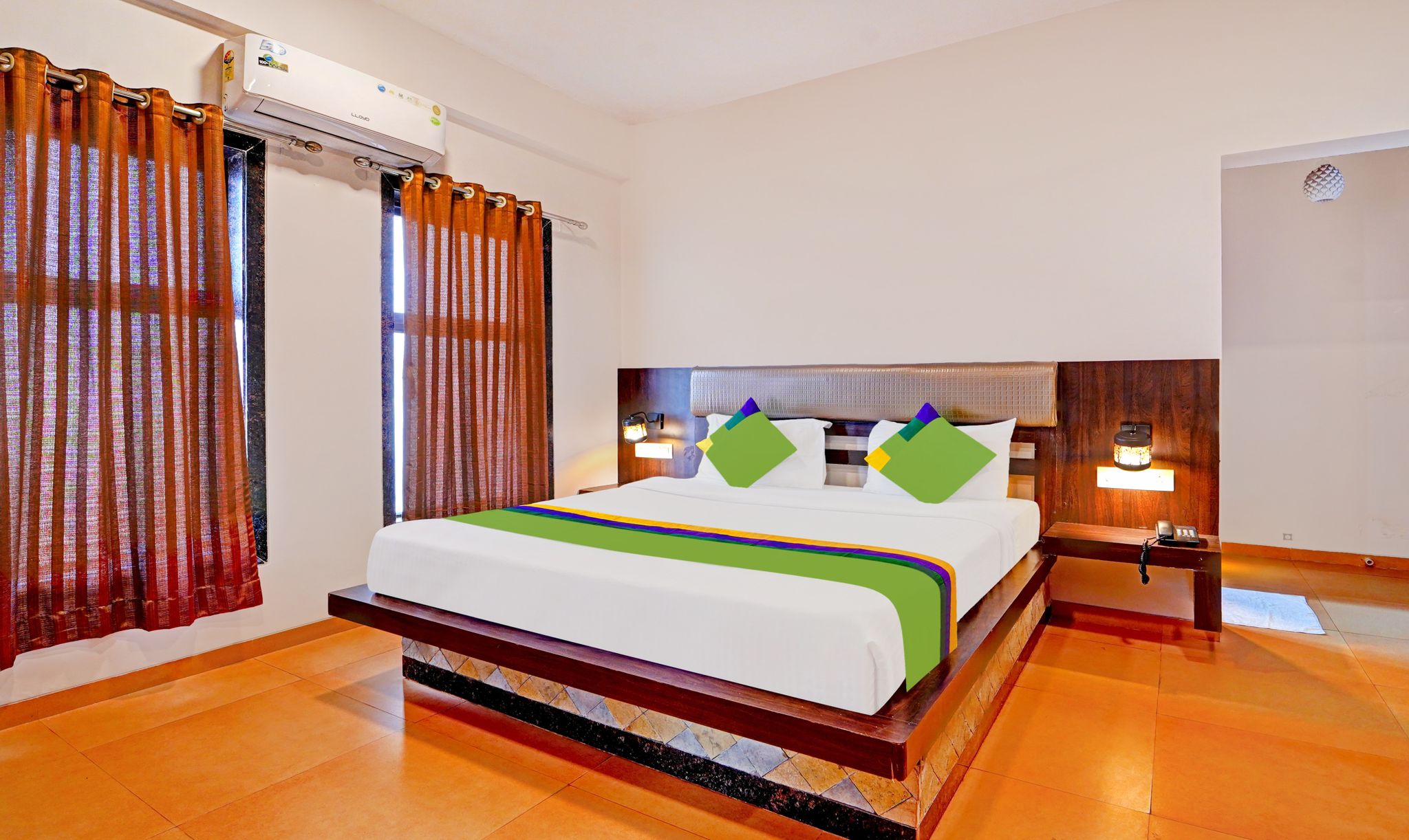 Treebo Vhyomaan Resort With Swimming Pool Standard Double Room