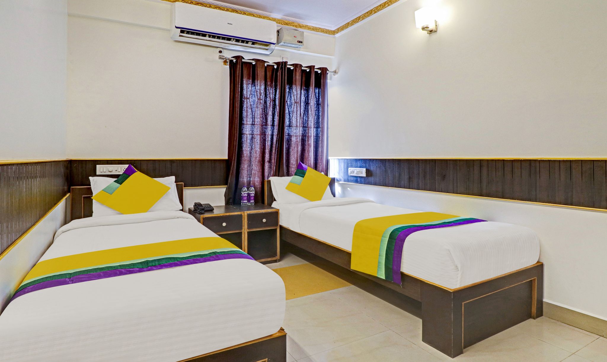 Itsy Hotels HSR Comfort Standard Double Room 7