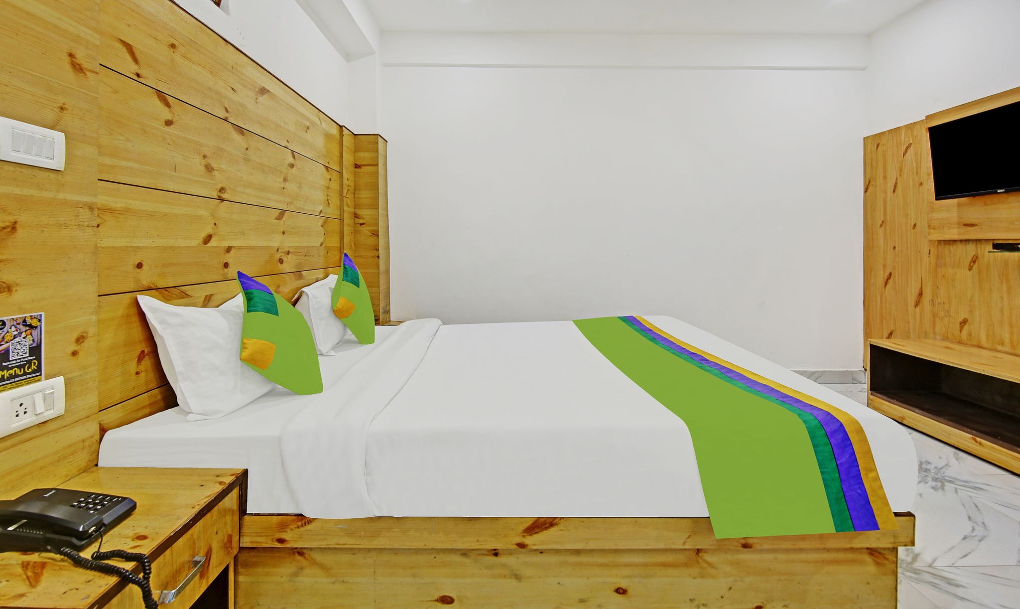 Treebo Trend Winterland OAK 10