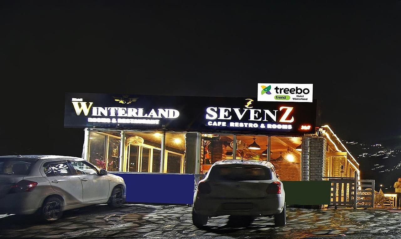 Treebo Trend Winterland MAPLE 5