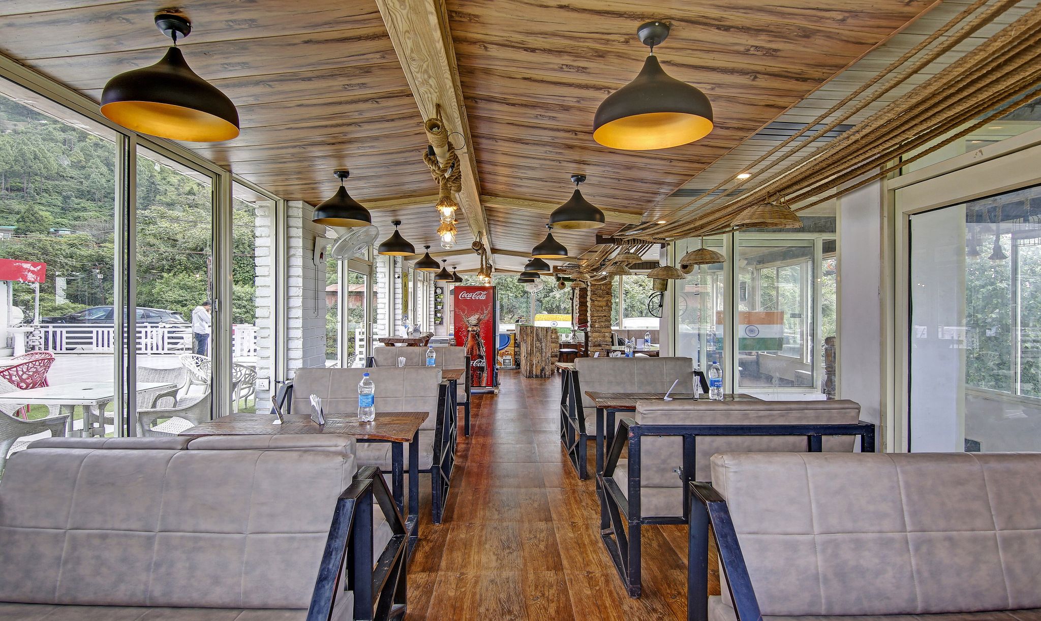 Food & Dining
