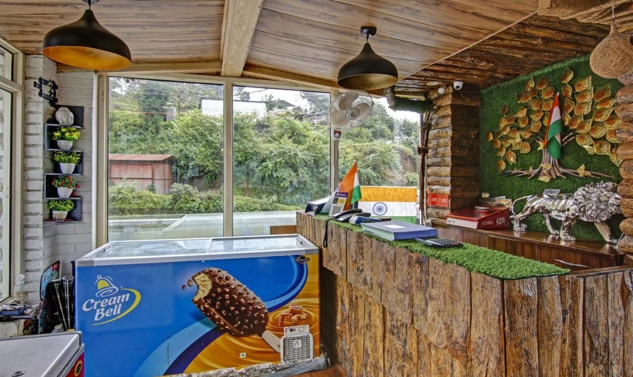 Food & Dining