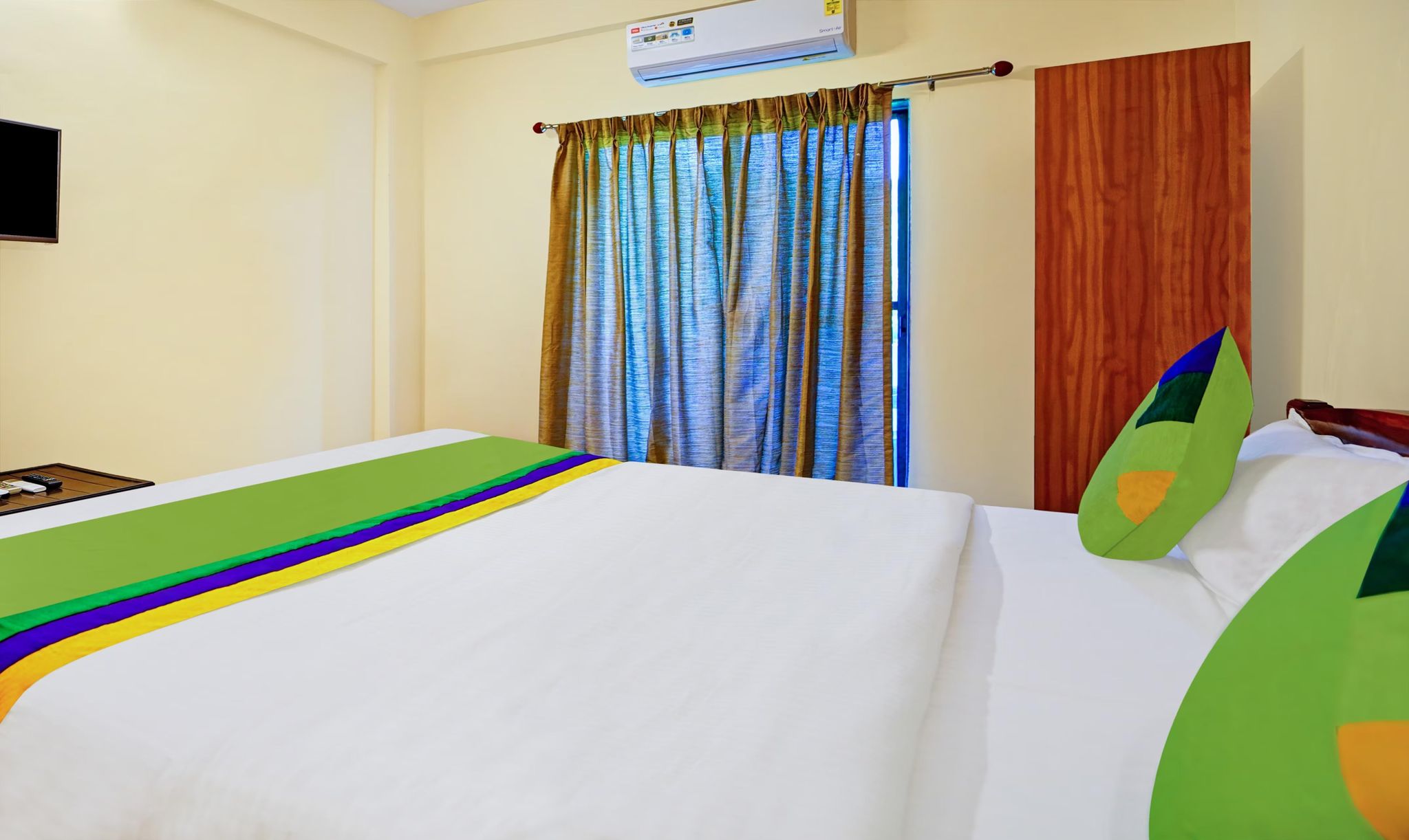 Treebo Ss Residency, Dapoli Deluxe Double Room 2