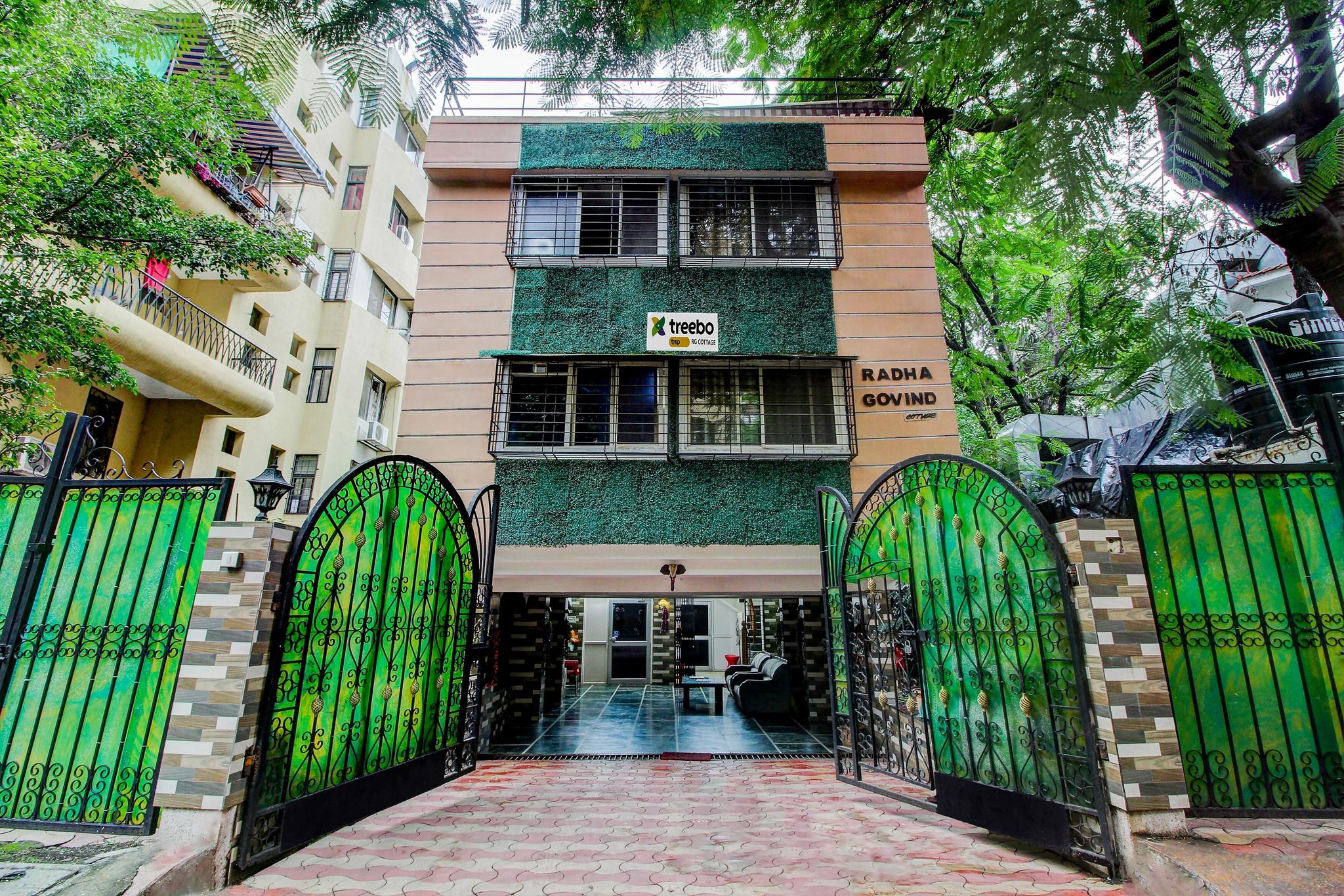 Main Image