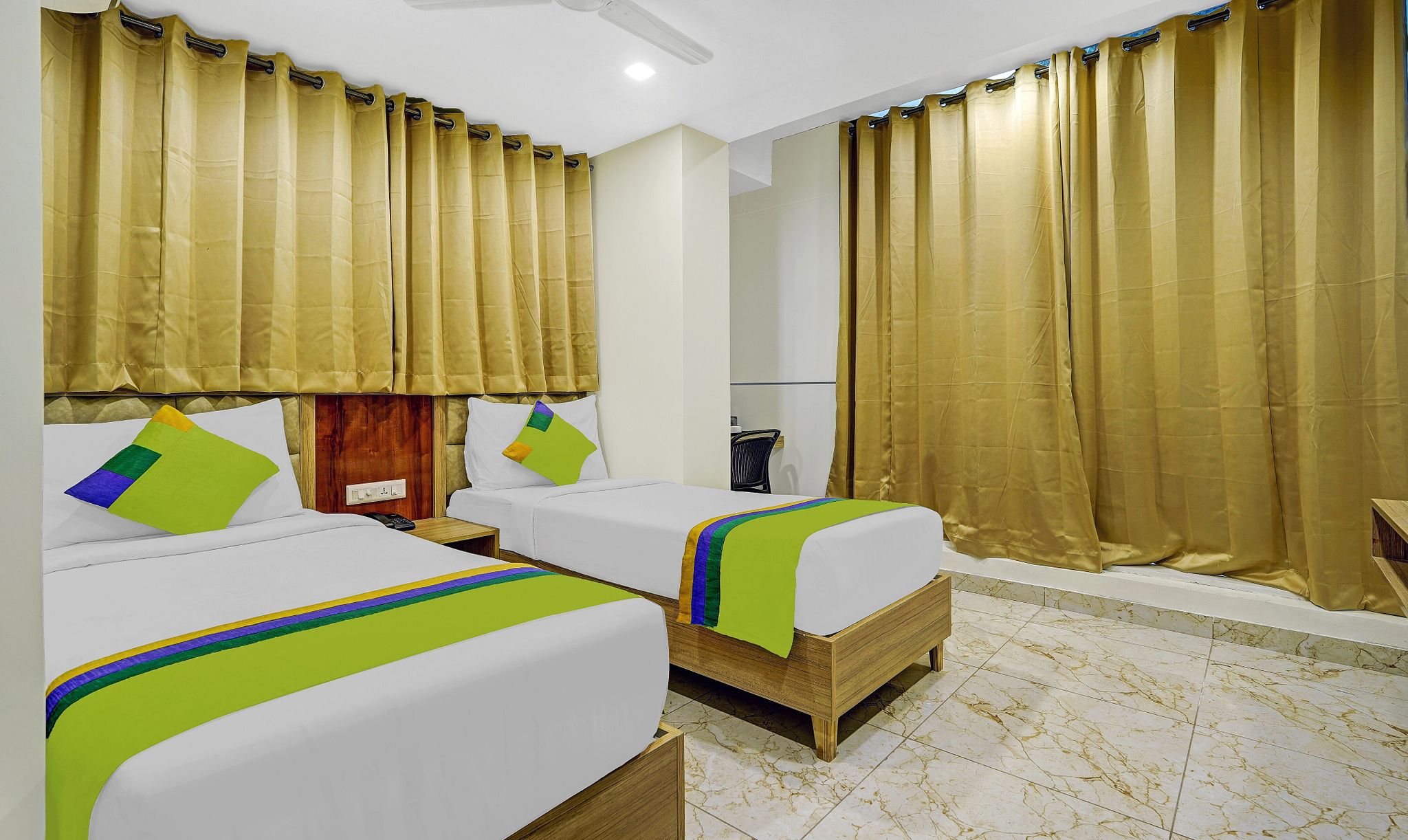 Treebo Elmas Grand Standard Double Room 4