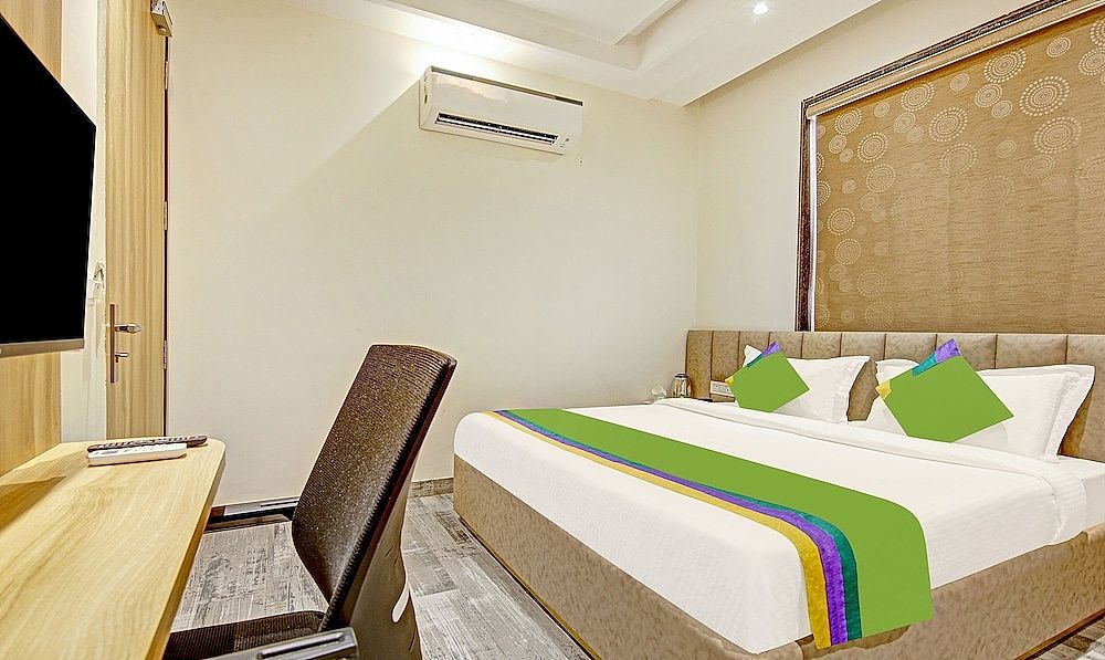 Treebo Stellar Inn Standard Double Room 6