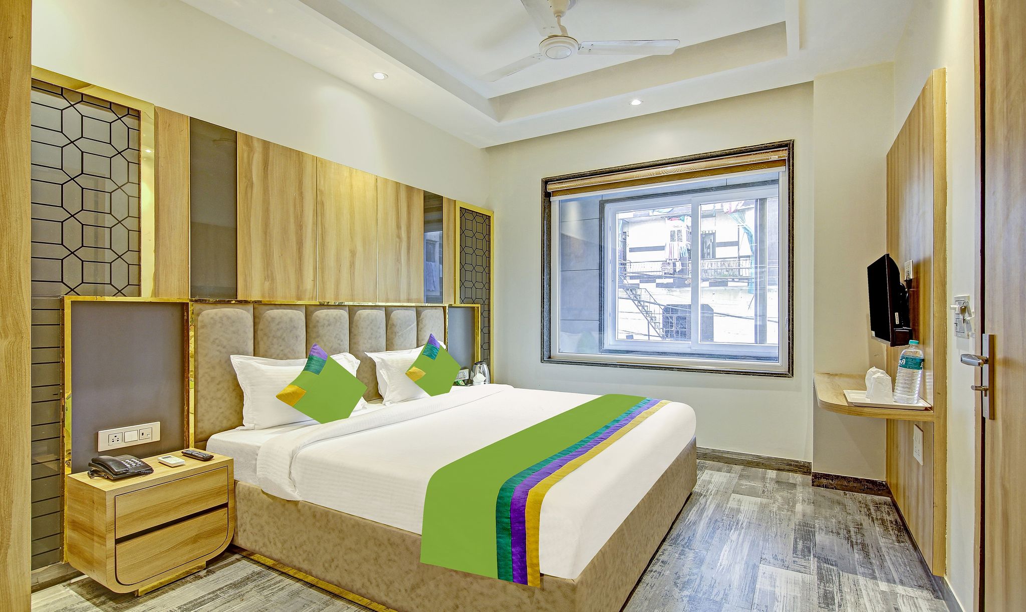 Treebo Stellar Inn Deluxe Double Room 5