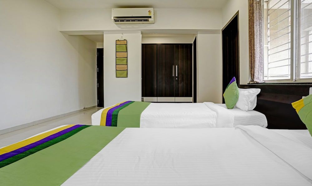 Treebo Excellent Homes, Nashik Deluxe Double Room 16