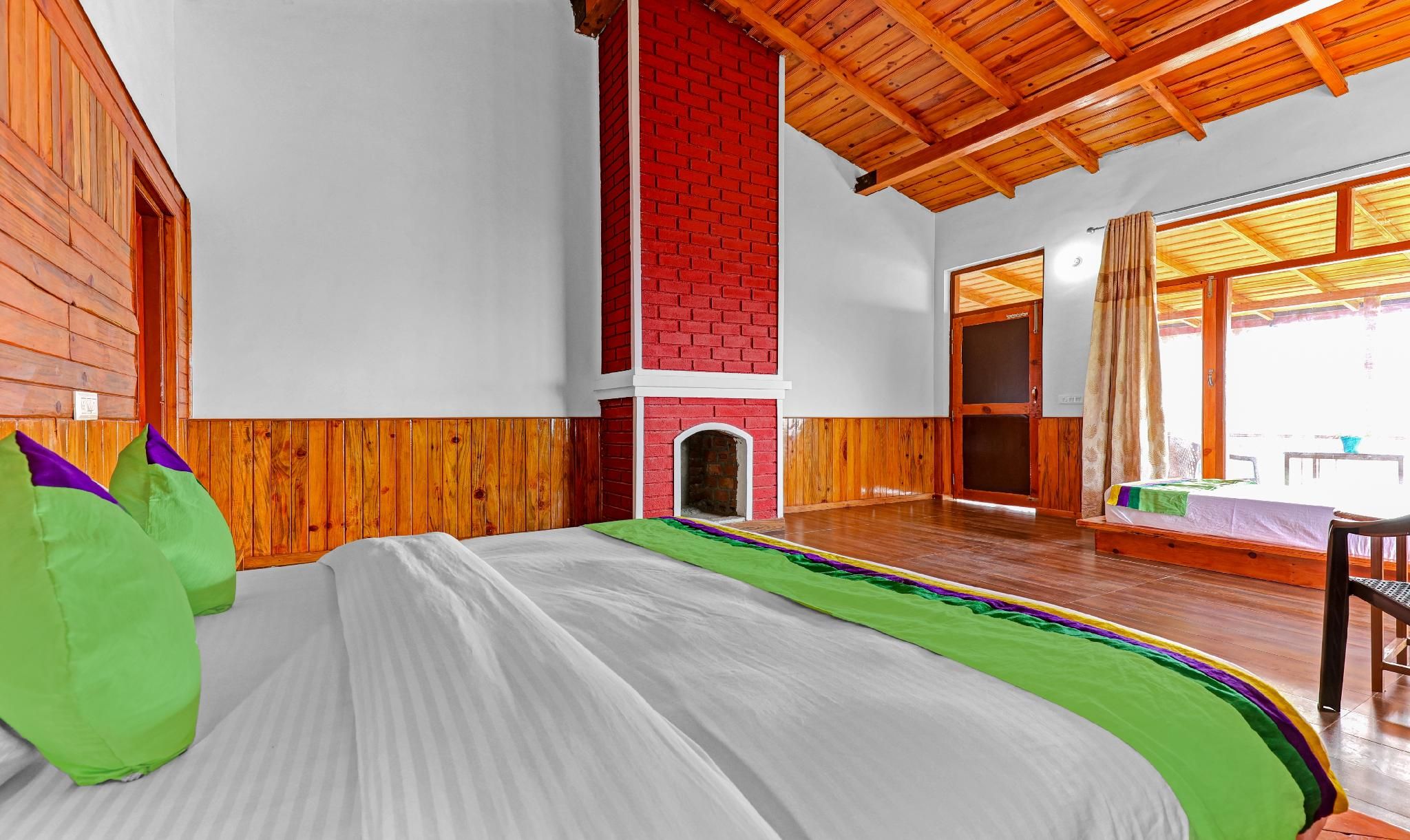 Superior Mountain View Room