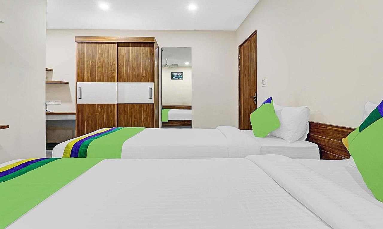 Treebo Purple Orchid Boutique Standard Double Room 8