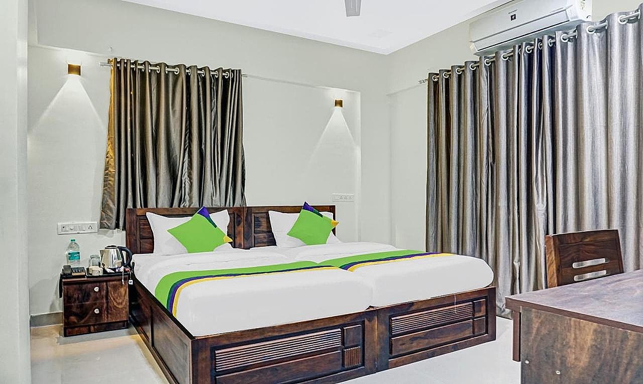 Treebo Tulip Double Room 5