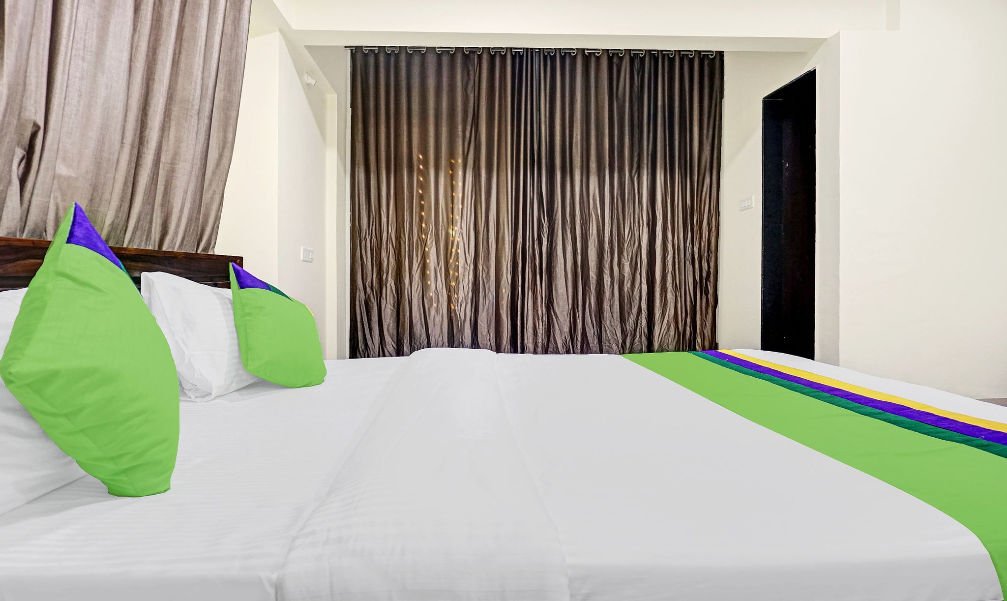 Treebo Tulip Deluxe Double Room 31