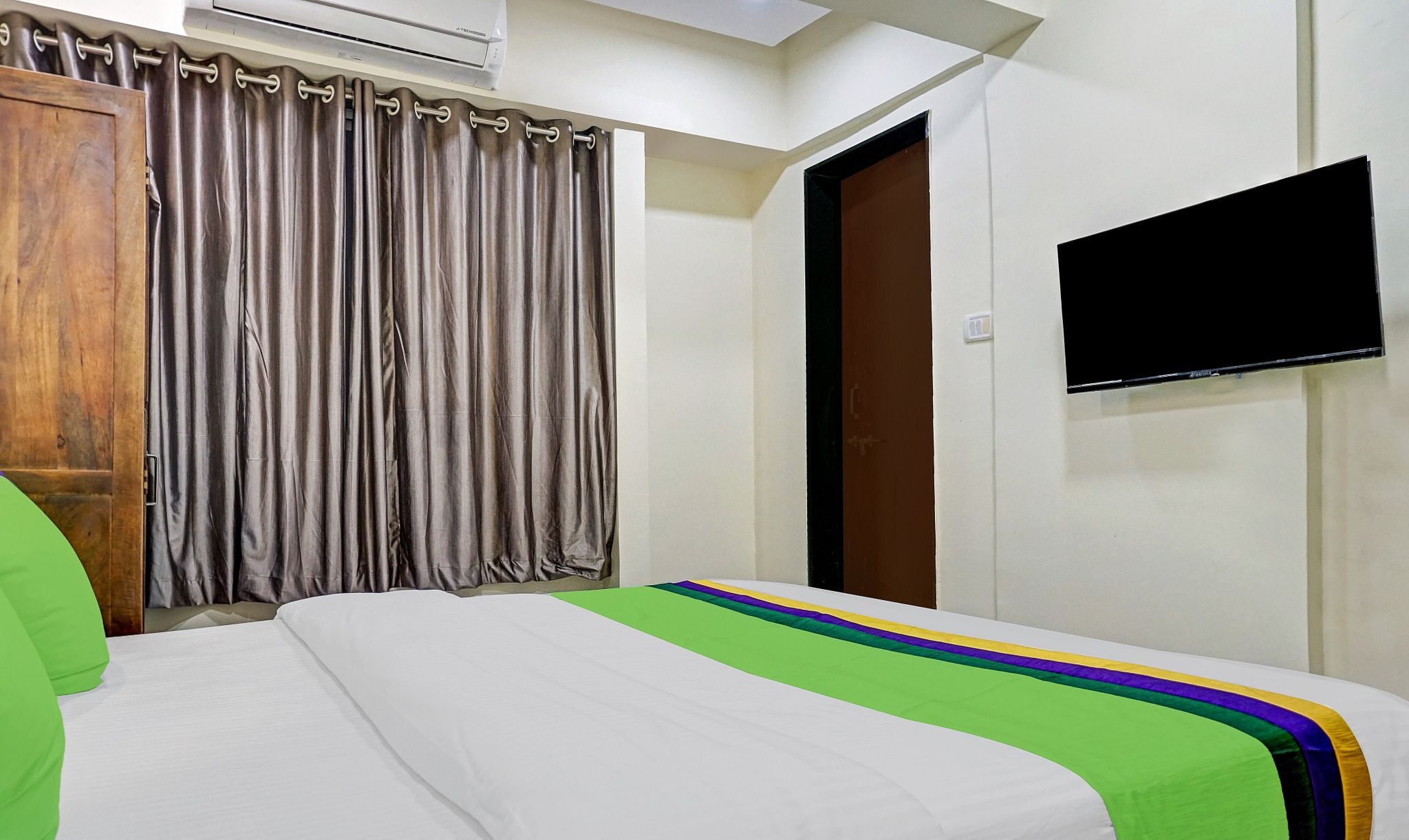 Treebo Tulip Double Room 24