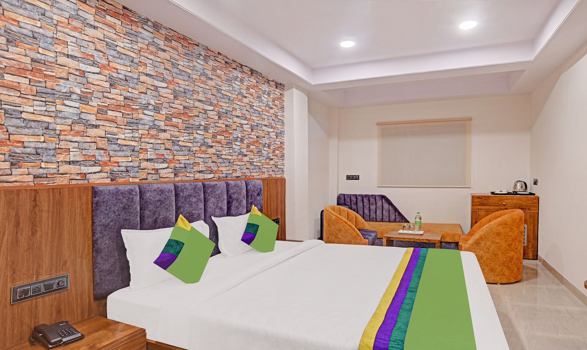 Treebo Merit Deluxe Double Room 6