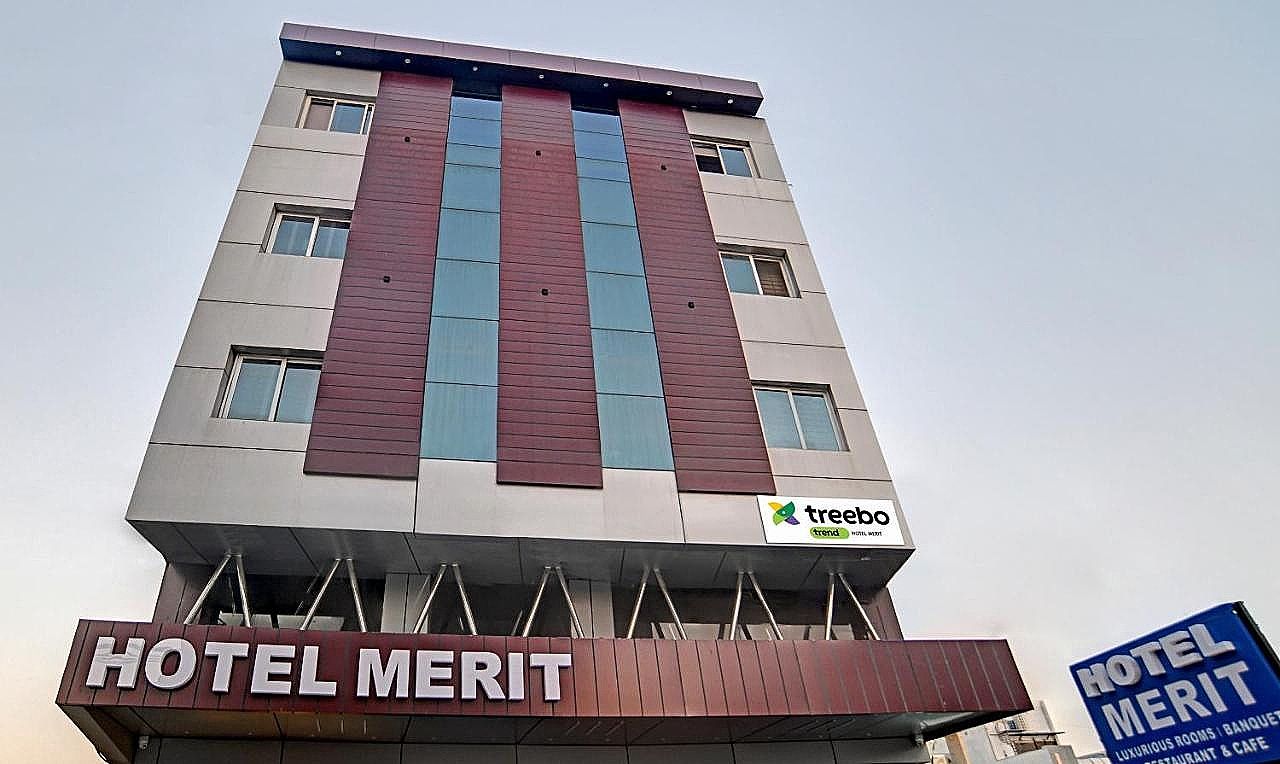 Hotel Exterior