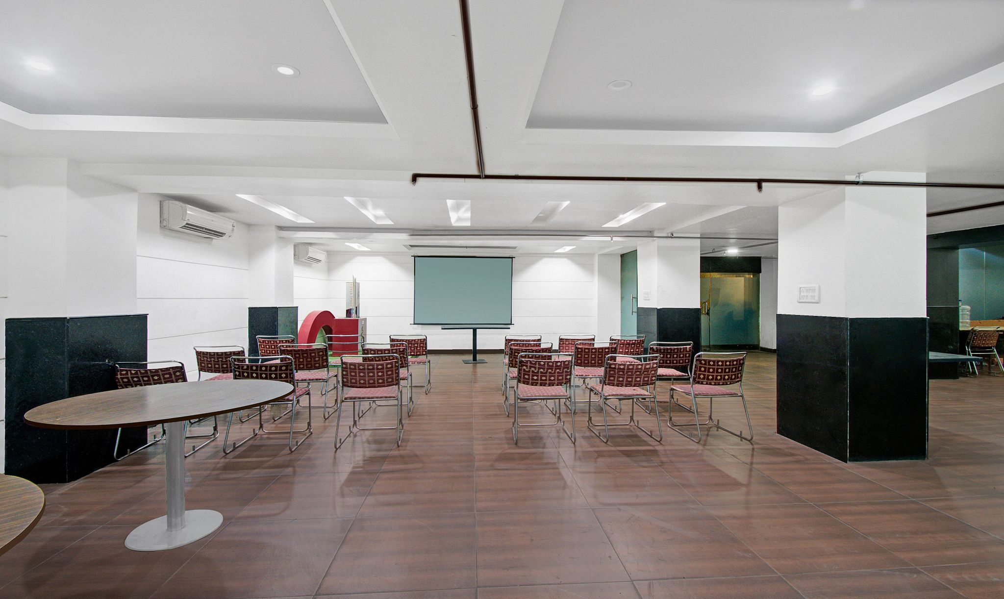 Treebo Maharaja Residency Double Room