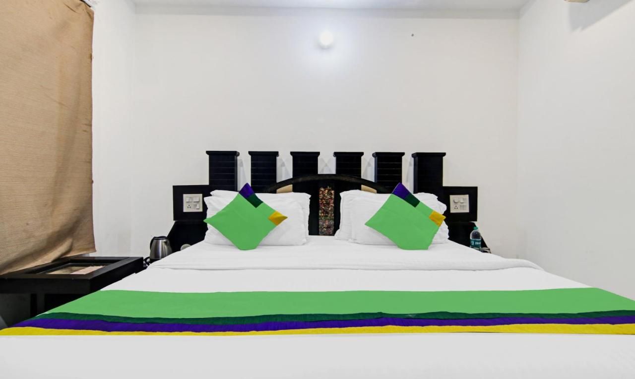 Treebo Trend Hotel Aditya and Kings