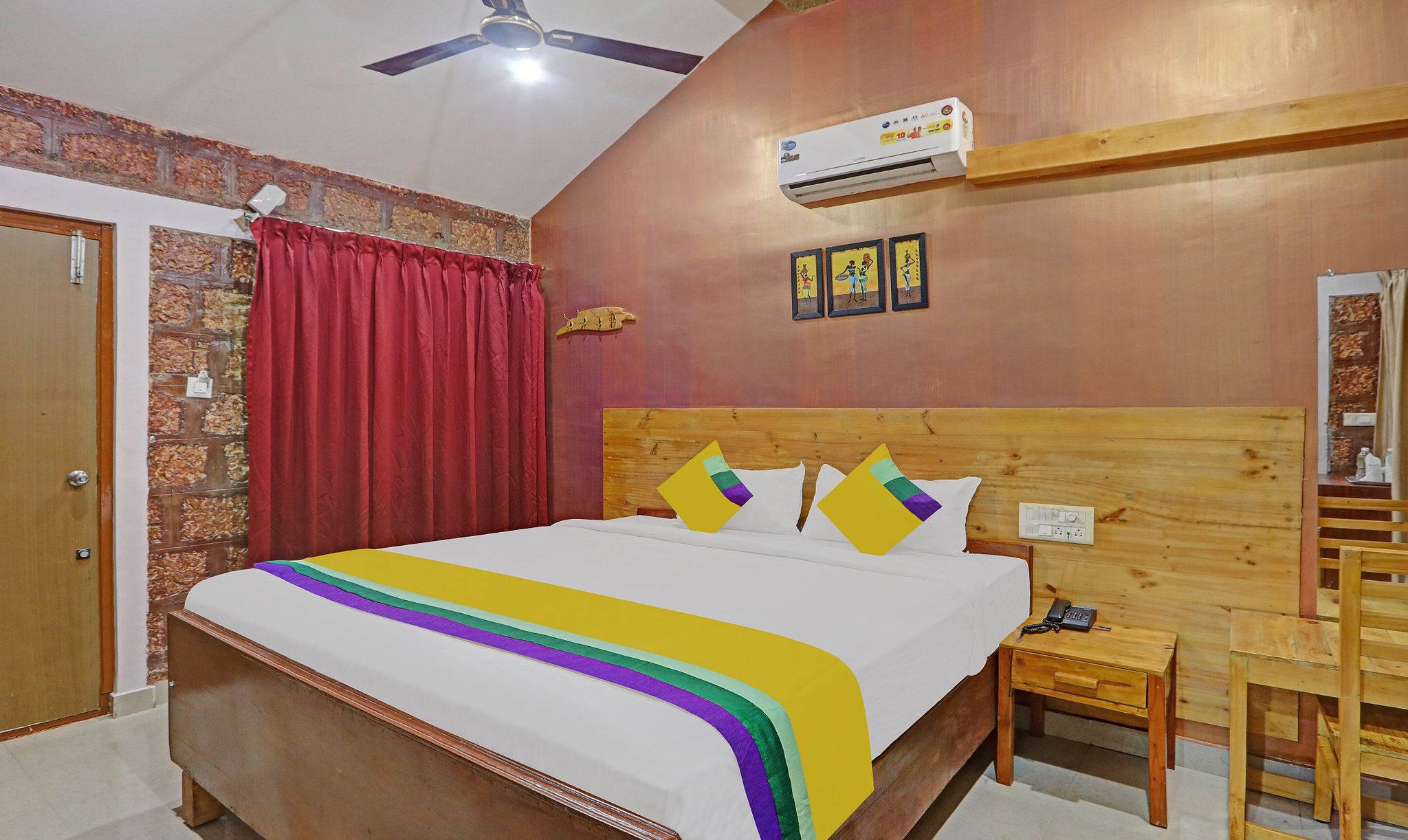 Itsy Hotels Kings L Den Homestay Standard Double Room 2