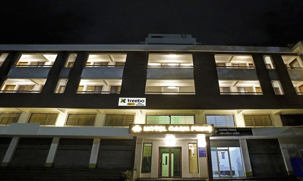 undefined Itsy Hotels Oasis Pride 7