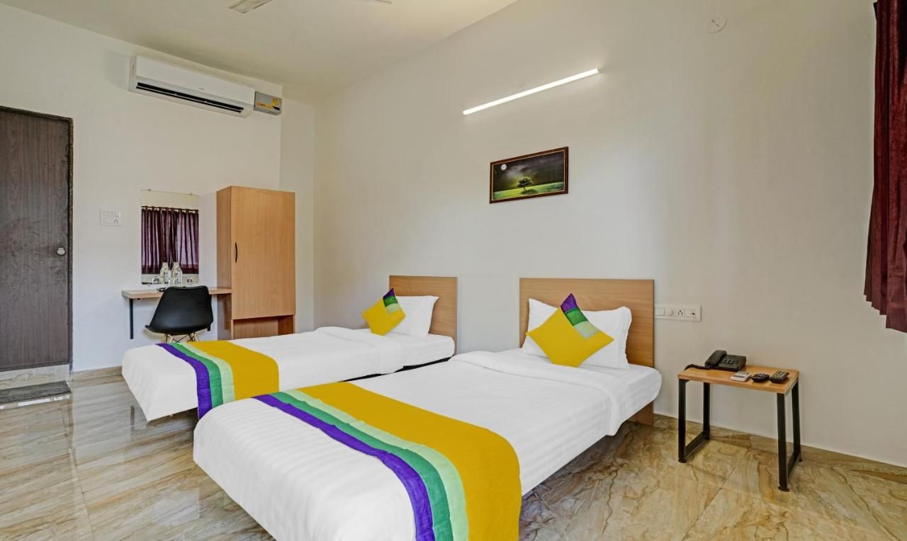 Economy Single Room