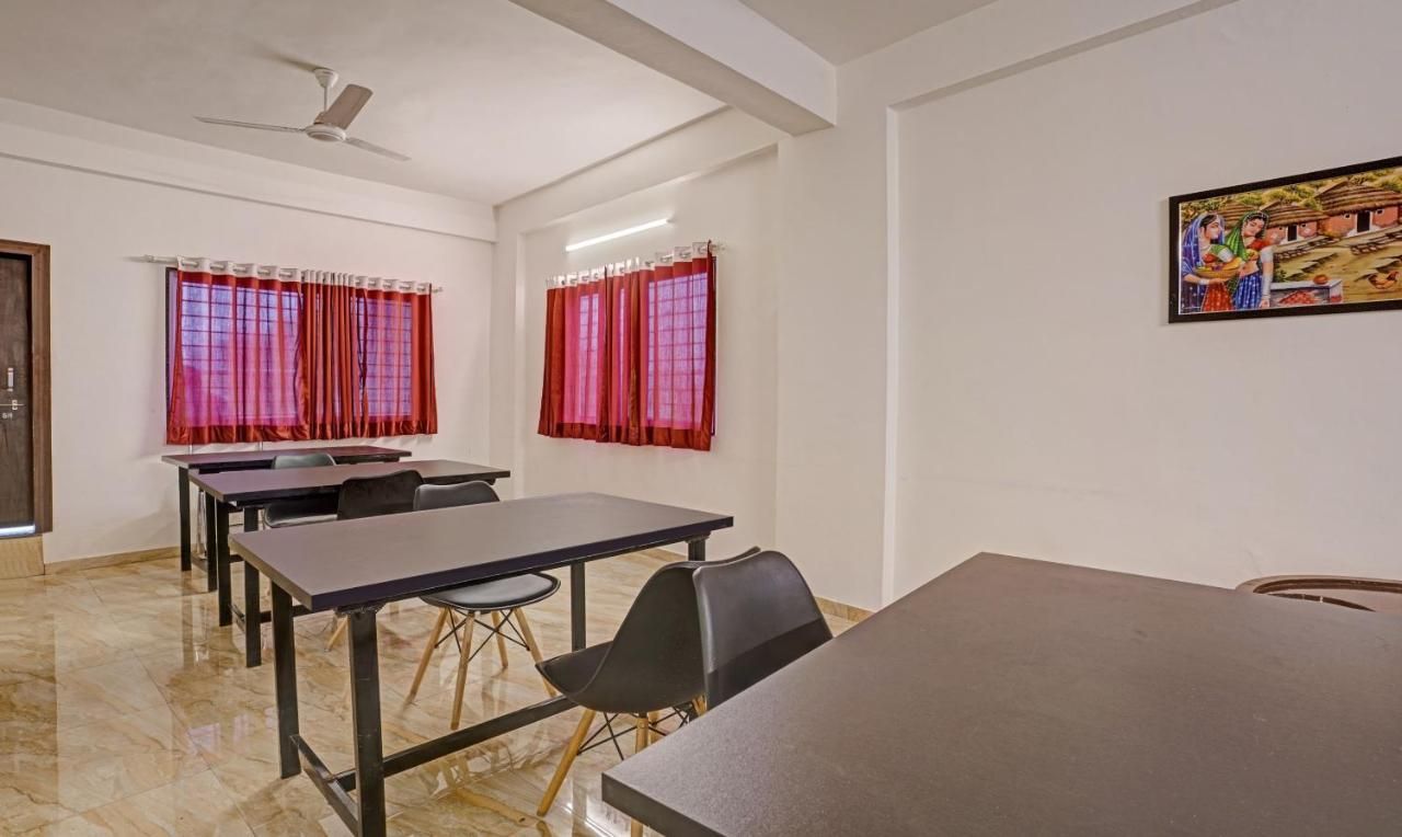 undefined Itsy Hotels Flowers Park 5