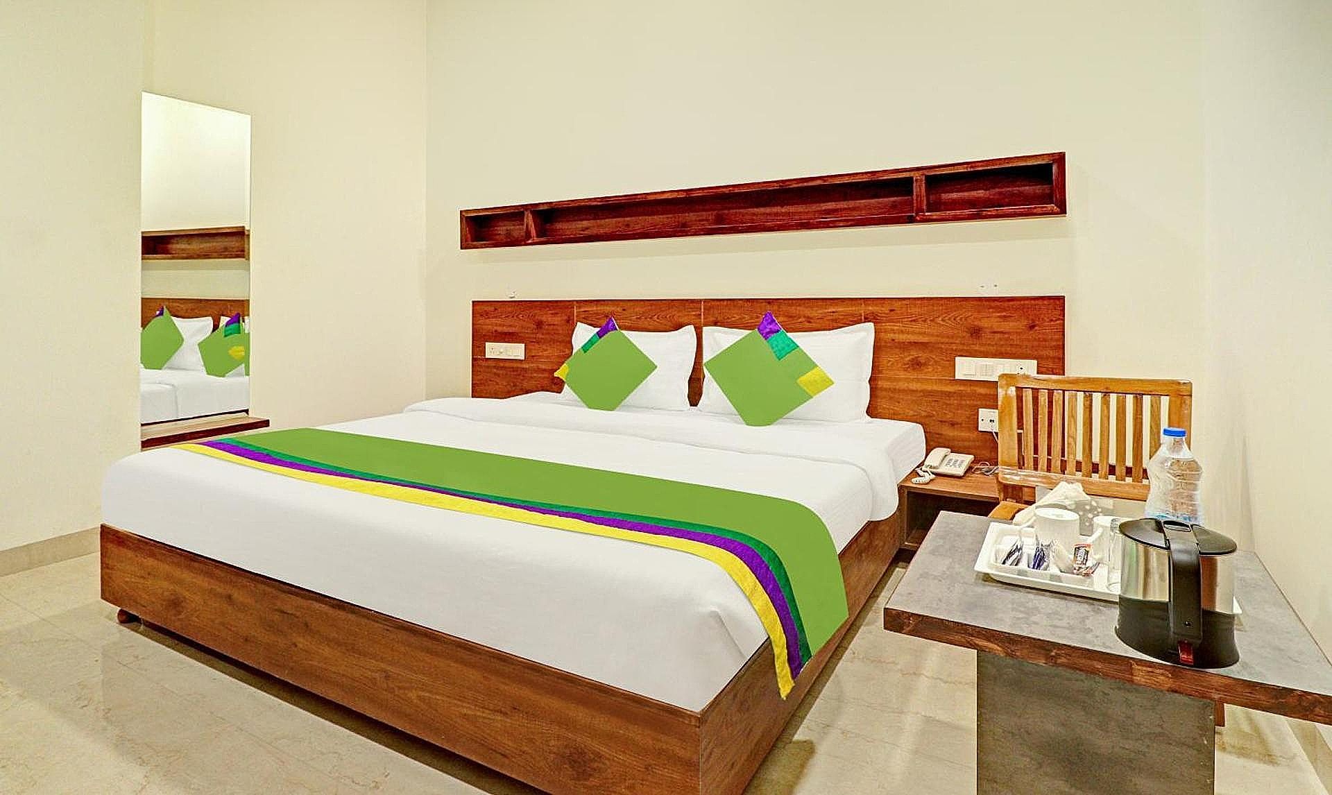 Treebo Delmont Standard Double Room 6