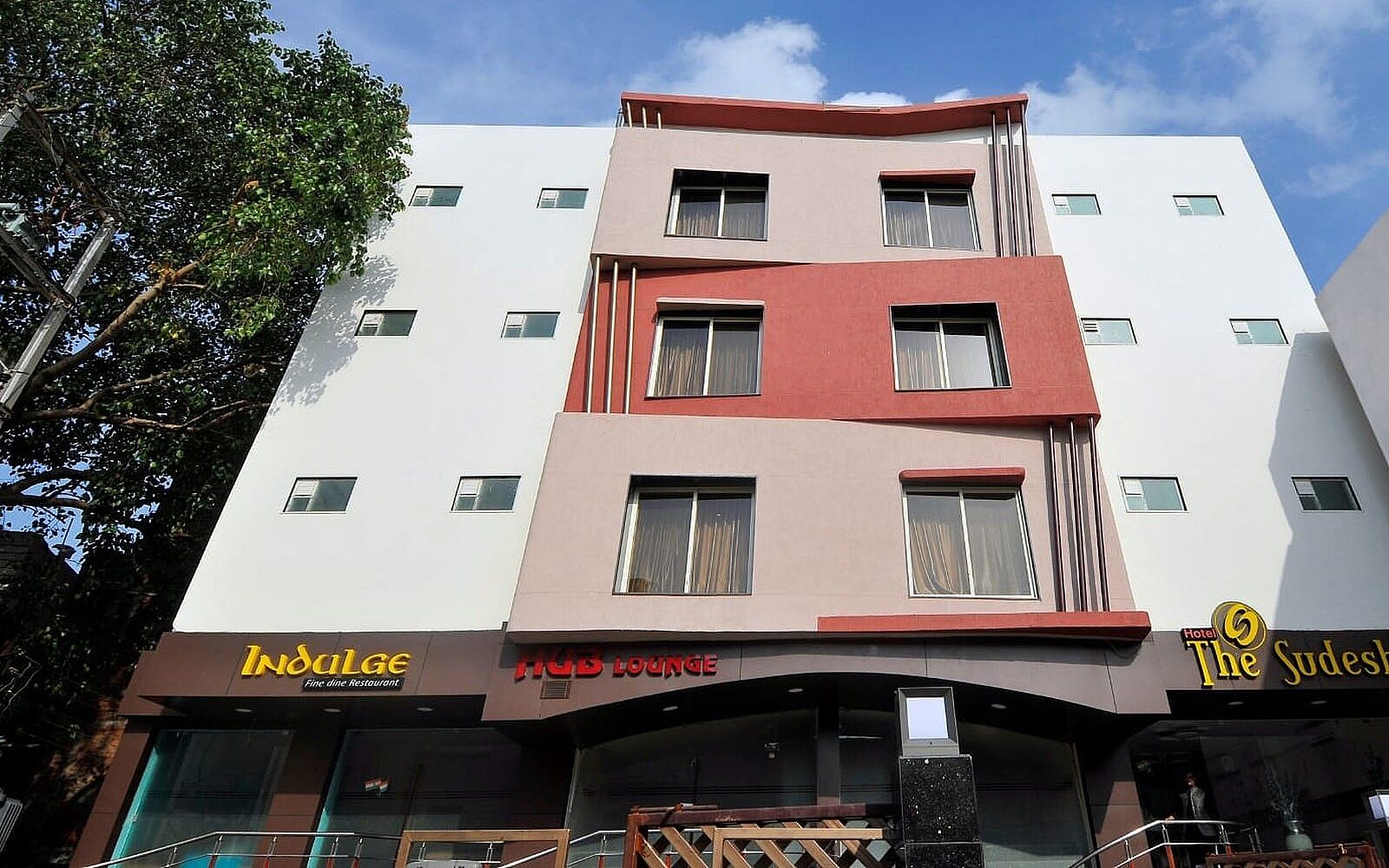 undefined The Dolphin Park Hotel 7