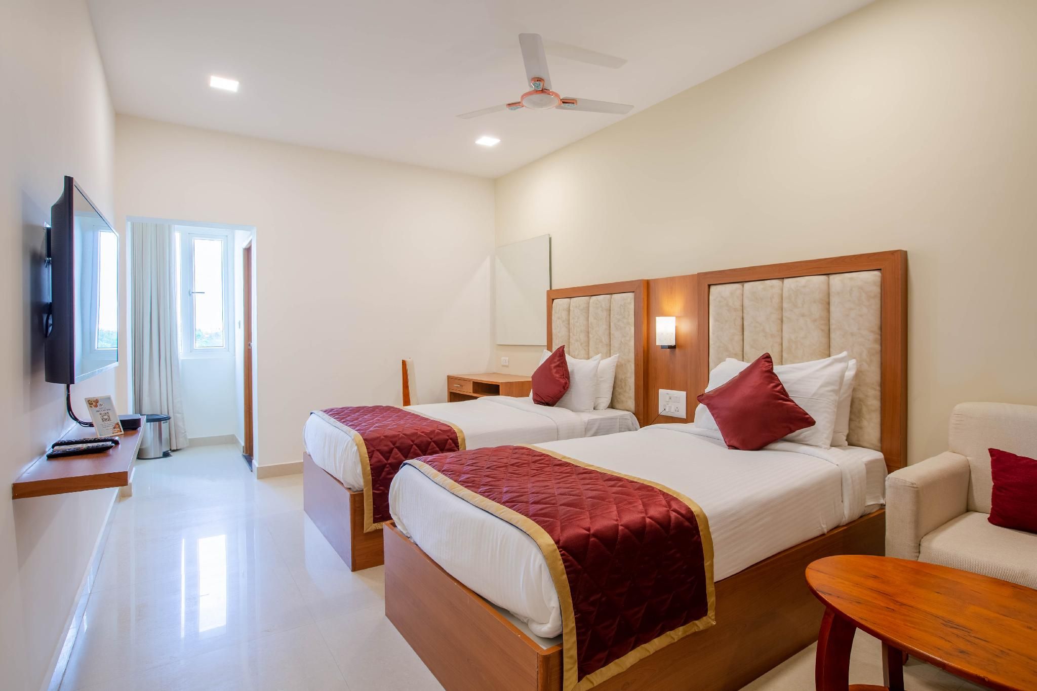 HOTEL BLUEMOON Standard Twin Room